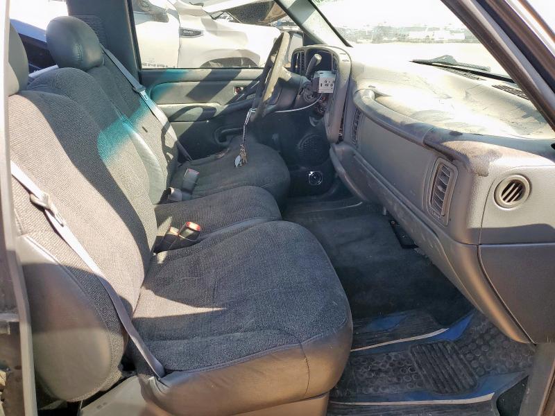 Photo 10 from auction – 2000 CHEVROLET SILVERADO with VIN 1GCEC14W4YZ148130