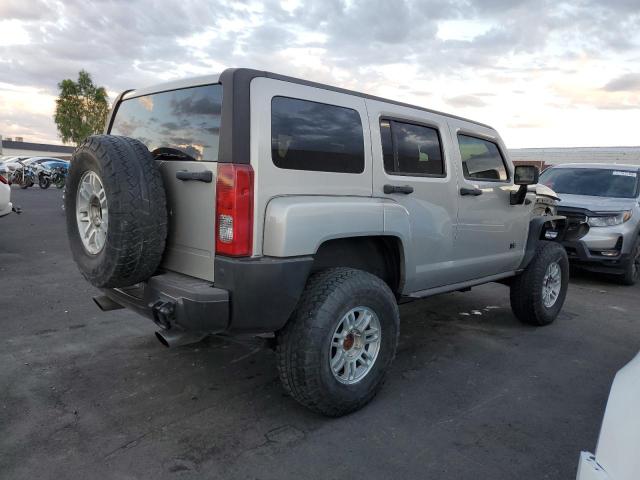 Photo 3 from auction – 2006 HUMMER H3 with VIN 5GTDN136668184730