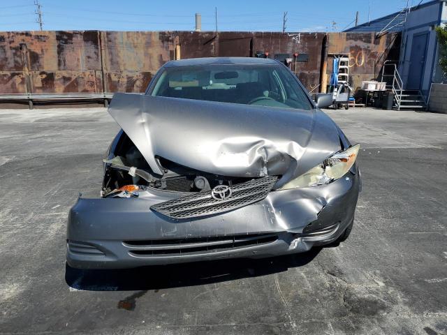 Photo 5 from auction – 2004 TOYOTA CAMRY LE with VIN 4T1BE32K44U840061