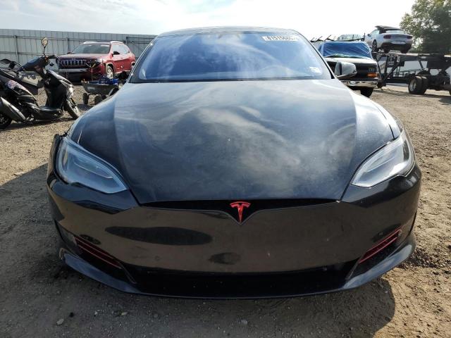 Photo 5 from auction – 2017 TESLA MODEL S with VIN 5YJSA1E43HF179672