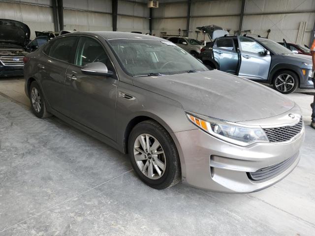 Photo 4 from auction – 2018 KIA OPTIMA LX with VIN 5XXGT4L33JG229050