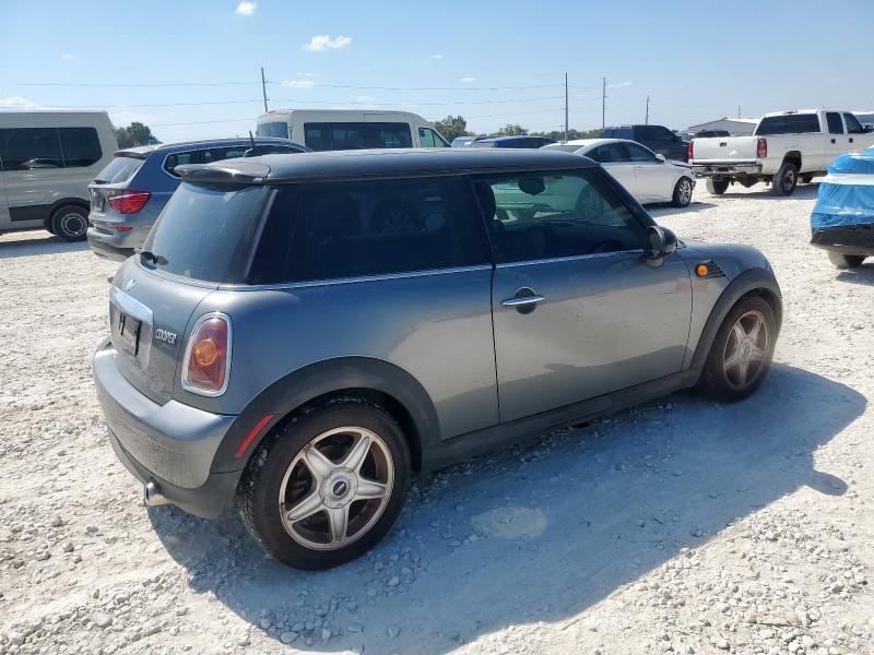 Photo 3 from auction – 2010 MINI COOPER with VIN WMWMF3C53ATZ22963