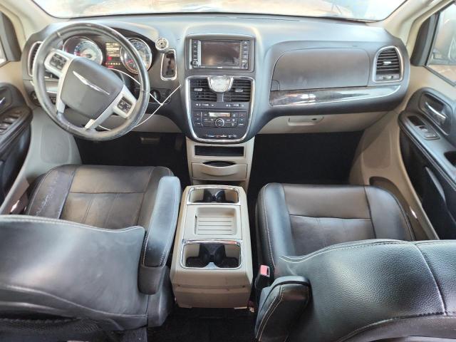 Photo 8 from auction – 2016 CHRYSLER TOWN & COU with VIN 2C4RC1BGXGR193630