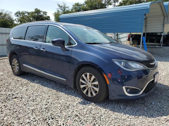 Photo 4 from auction – 2017 CHRYSLER PACIFICA T with VIN 2C4RC1BG8HR512573