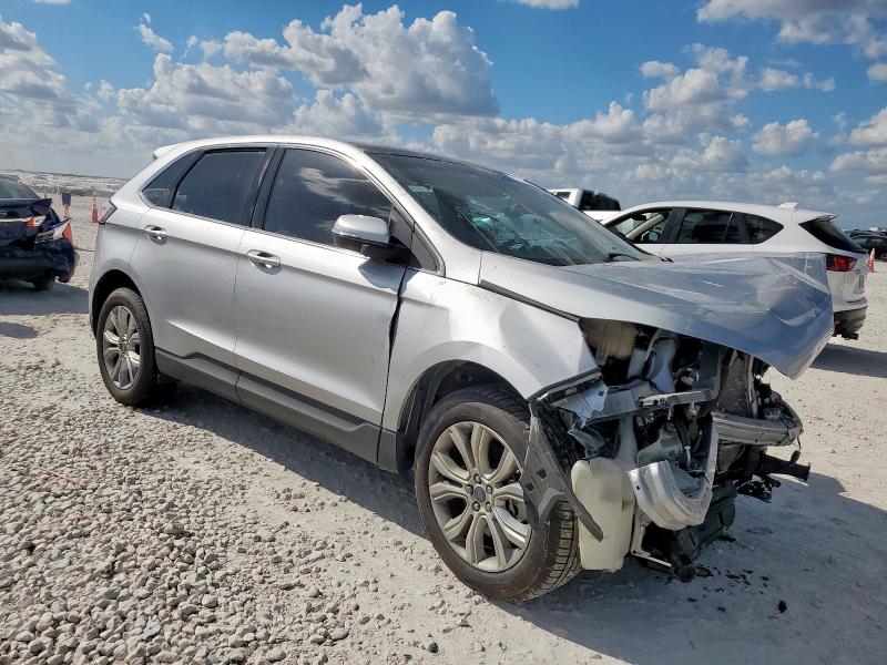 Photo 4 from auction – 2019 FORD EDGE TITAN with VIN 2FMPK4K98KBB04048