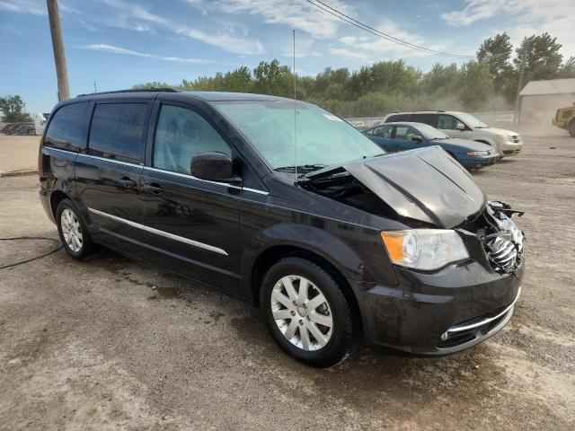 Photo 4 from auction – 2014 CHRYSLER TOWN & COU with VIN 2C4RC1BG3ER284834