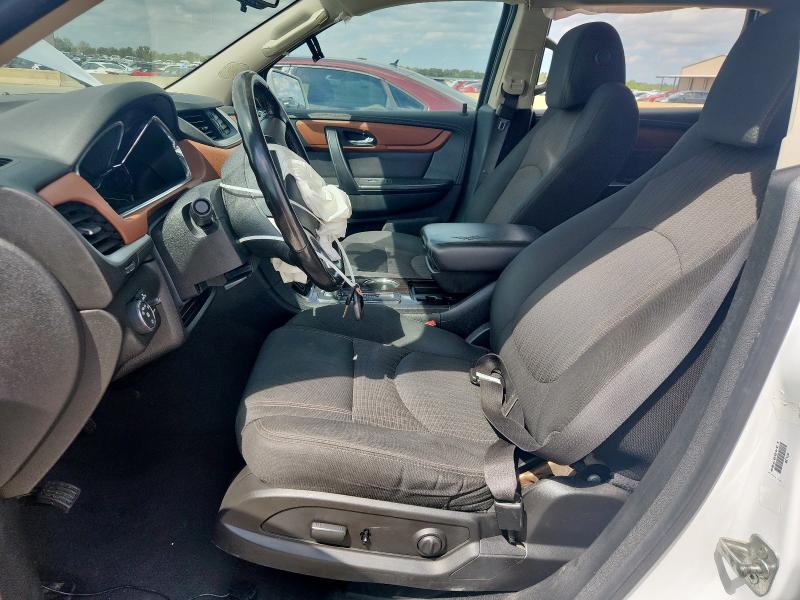 Photo 7 from auction – 2017 CHEVROLET TRAVERSE L with VIN 1GNKRGKD2HJ173992