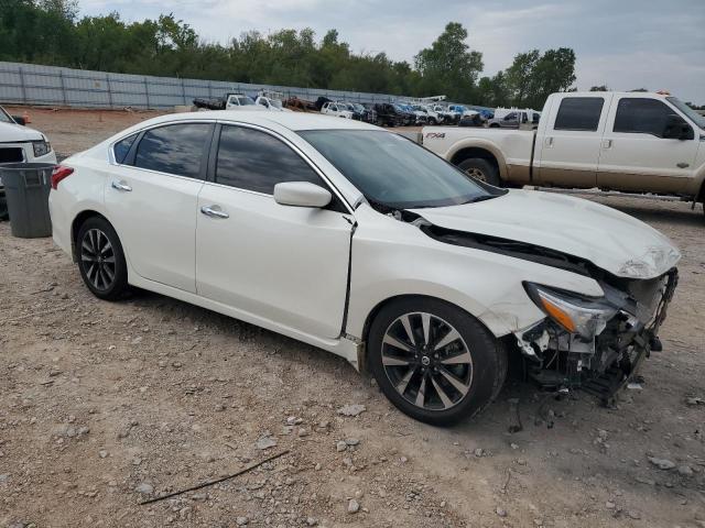 Photo 4 from auction – 2017 NISSAN ALTIMA 2.5 with VIN 1N4AL3AP1HC497469