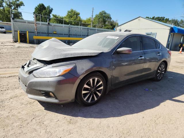 NISSAN ALTIMA 2.5 2017 with VIN 1N4AL3AP3HC256948 - Photo from auction