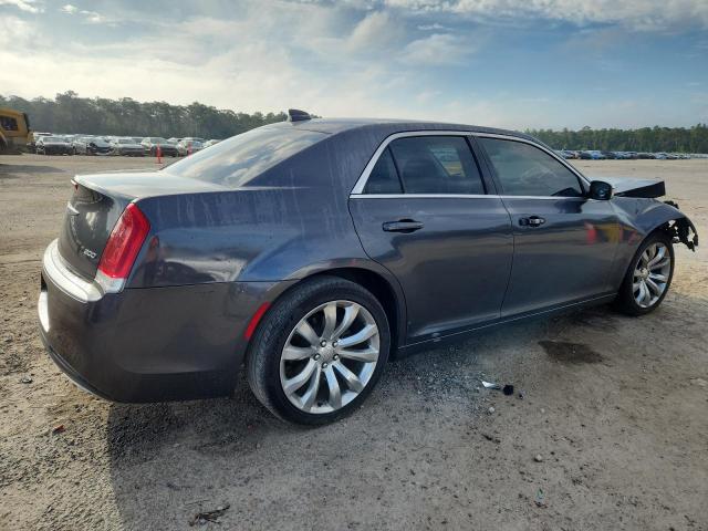 Photo 3 from auction – 2019 CHRYSLER 300 TOURING with VIN 2C3CCAAG1KH501200