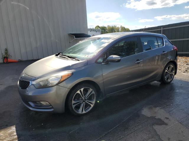 Foto 1 de la subasta – 2014 KIA FORTE EX con VIN KNAFX5A89E5192887