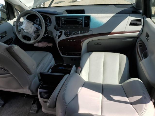 Photo 8 from auction – 2011 TOYOTA SIENNA XLE with VIN 5TDYK3DC1BS019109