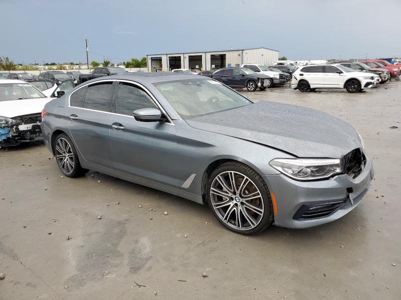 Photo 4 from auction – 2017 BMW 540 I with VIN WBAJE5C32HG916414