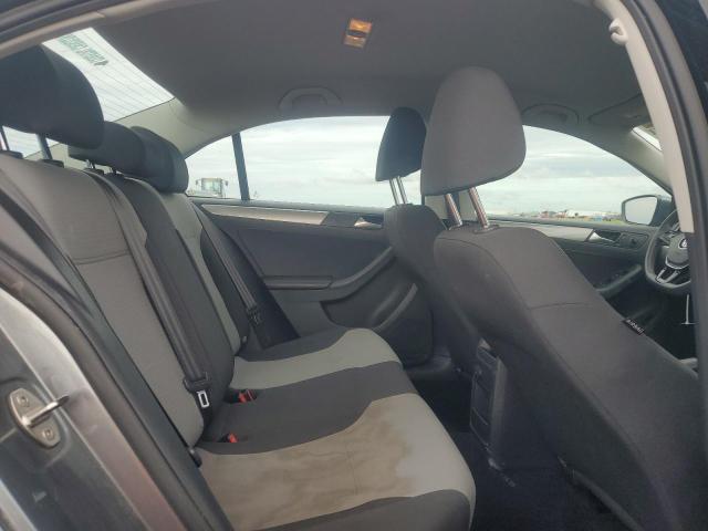 Photo 10 from auction – 2017 VOLKSWAGEN JETTA S with VIN 3VW2B7AJ1HM260187