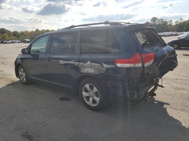 Photo 2 from auction – 2012 TOYOTA SIENNA LE with VIN 5TDKK3DCXCS265129