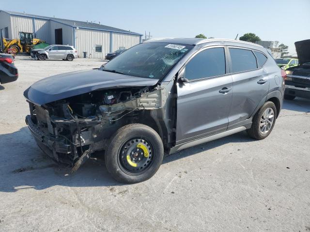 HYUNDAI TUCSON LIM 2017 مع رقم تعريف المركبة KM8J33A43HU294167 - صورة من المزاد