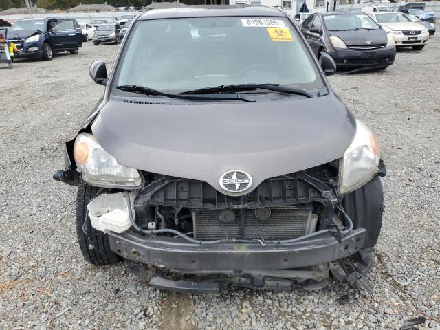 Photo 5 from auction – 2011 TOYOTA SCION XD with VIN JTKKU4B43B1011763