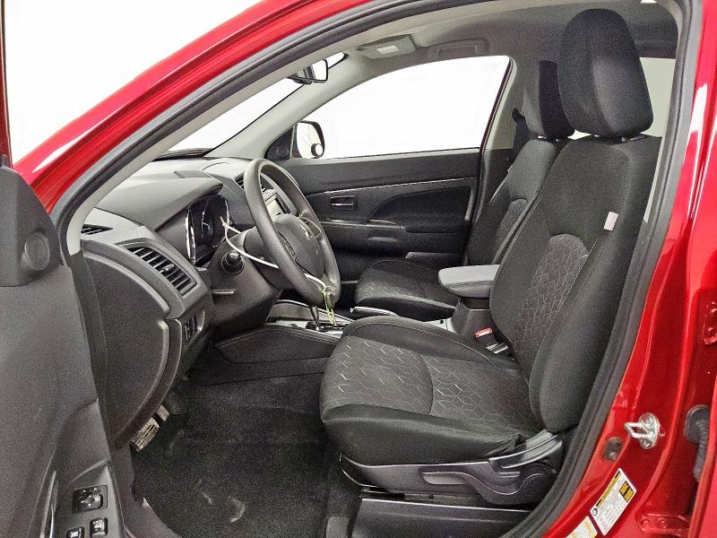 Photo 7 from auction – 2023 MITSUBISHI OUTLANDER with VIN JA4ARUAU6PU012962