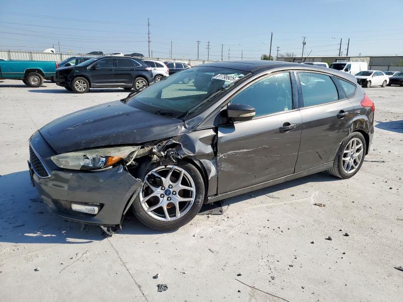 FORD FOCUS SE 2015 с VIN 1FADP3K2XFL319318 - Снимка от търг