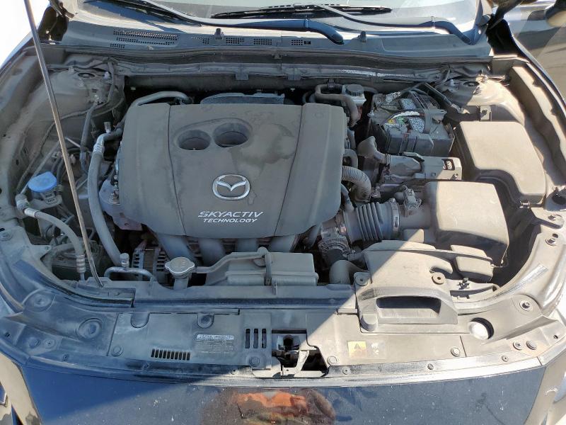 Photo 11 from auction – 2018 MAZDA 3 TOURING with VIN 3MZBN1V30JM174858