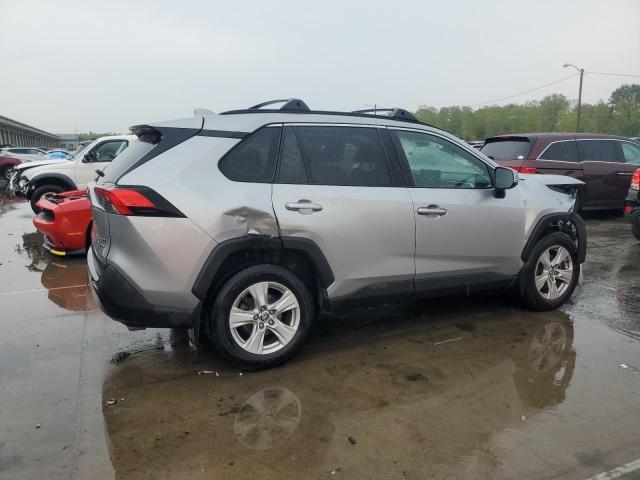 Photo 3 from auction – 2021 TOYOTA RAV4 XLE with VIN 2T3P1RFV2MC211674