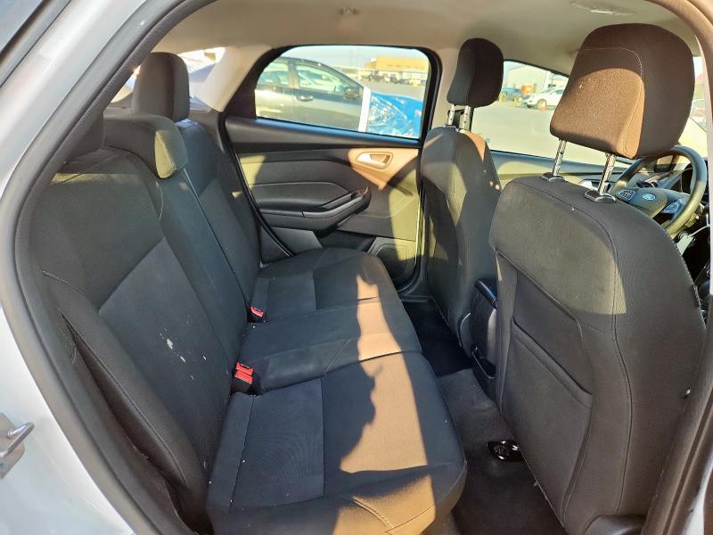 Photo 10 from auction – 2018 FORD FOCUS SE with VIN 1FADP3K26JL269302