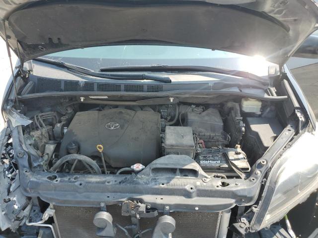 Photo 12 from auction – 2017 TOYOTA SIENNA SE with VIN 5TDXZ3DC8HS776542