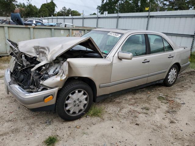 Photo 1 from auction – 1996 MERCEDES-BENZ E 300D with VIN WDBJF20F2TJ021464