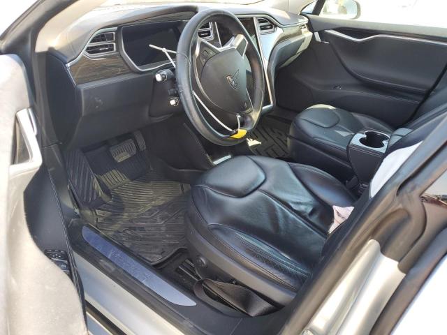 Photo 8 from auction – 2015 TESLA MODEL S 60 with VIN 5YJSA1S14FF080592