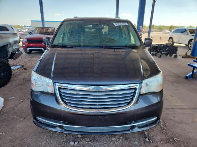 Photo 5 from auction – 2016 CHRYSLER TOWN & COU with VIN 2C4RC1BGXGR193630