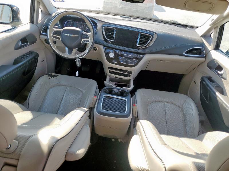 Photo 8 from auction – 2018 CHRYSLER PACIFICA H with VIN 2C4RC1N71JR168456