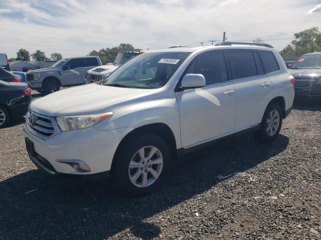 TOYOTA HIGHLANDER 2013 with VIN 5TDBK3EH9DS267045 - Photo from auction