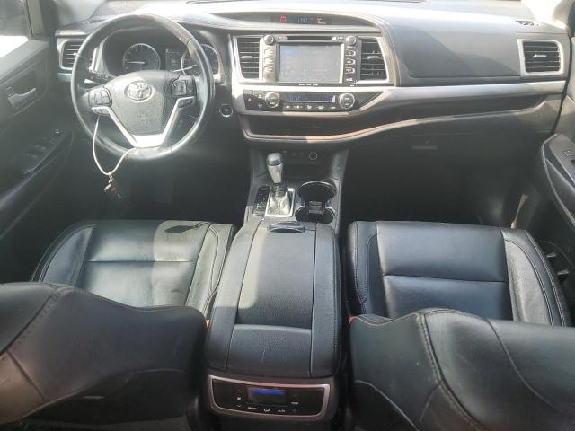 Photo 8 from auction – 2018 TOYOTA HIGHLANDER with VIN 5TDKZRFH6JS280750