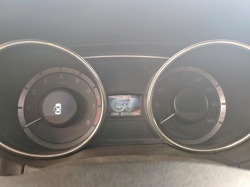 Photo 9 from auction – 2012 HYUNDAI SONATA SE with VIN 5NPEC4AC9CH387796
