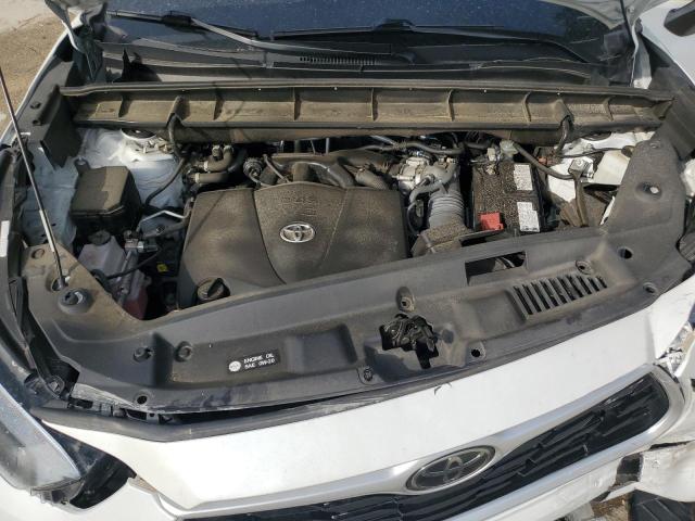 Photo 12 from auction – 2022 TOYOTA HIGHLANDER with VIN 5TDGZRAH2NS103423
