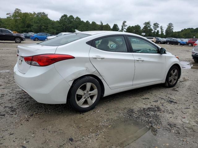 Photo 3 from auction – 2012 HYUNDAI ELANTRA GL with VIN 5NPDH4AE2CH114844