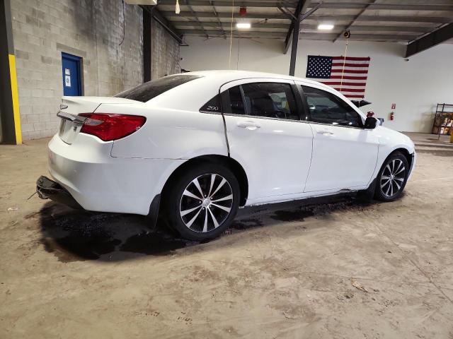Photo 3 from auction – 2012 CHRYSLER 200 S with VIN 1C3CCBHG4CN177048