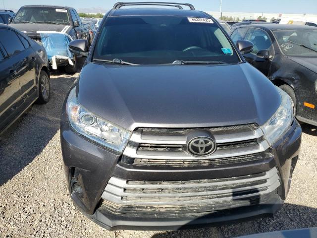Photo 5 from auction – 2018 TOYOTA HIGHLANDER with VIN 5TDZZRFH1JS268908