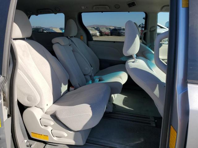 Photo 11 from auction – 2014 TOYOTA SIENNA LE with VIN 5TDKK3DC0ES417017