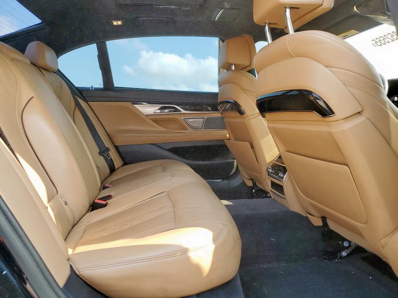 Photo 10 from auction – 2016 BMW 750 XI with VIN WBA7F2C57GG418330