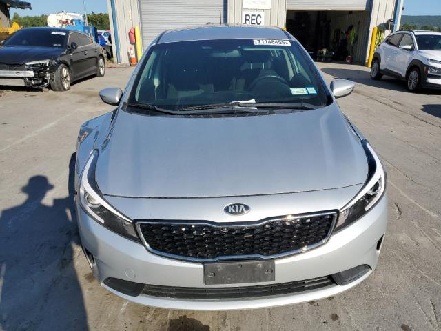 Photo 5 from auction – 2017 KIA FORTE LX with VIN KNAFK5A87H5725452
