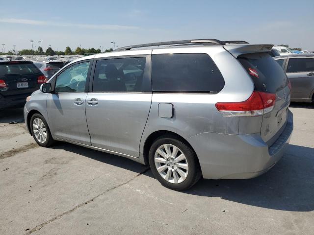 Photo 2 from auction – 2013 TOYOTA SIENNA LE with VIN 5TDJK3DC5DS054207