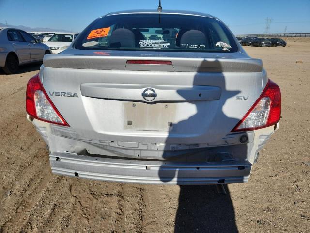 صورة رقم 6 من المزاد - 2018 NISSAN VERSA مع VIN 3N1CN7AP2JK435568