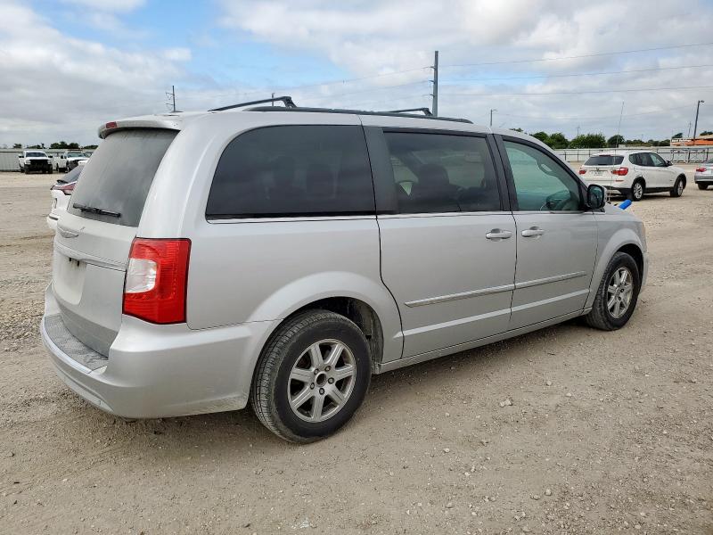 Photo 3 from auction – 2012 CHRYSLER TOWN & COU with VIN 2C4RC1CG0CR156420