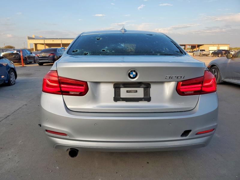 Photo 6 from auction – 2016 BMW 320 I with VIN WBA8A9C53GK616976
