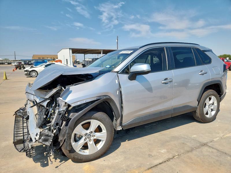 TOYOTA RAV4 XLE 2019 with VIN 2T3W1RFV6KC005864 - Photo from auction