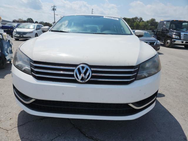 Photo 5 from auction – 2014 VOLKSWAGEN PASSAT S with VIN 1VWAS7A39EC025692