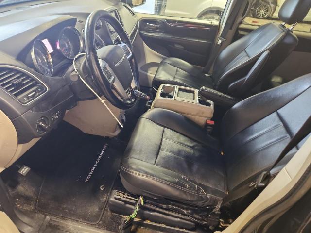 Photo 7 from auction – 2013 CHRYSLER TOWN & COU with VIN 2C4RC1BGXDR694643