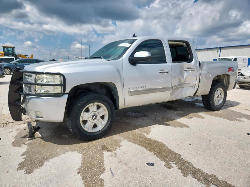 CHEVROLET SILVERADO 2011 with VIN 3GCPKSE3XBG257379 - Photo from auction