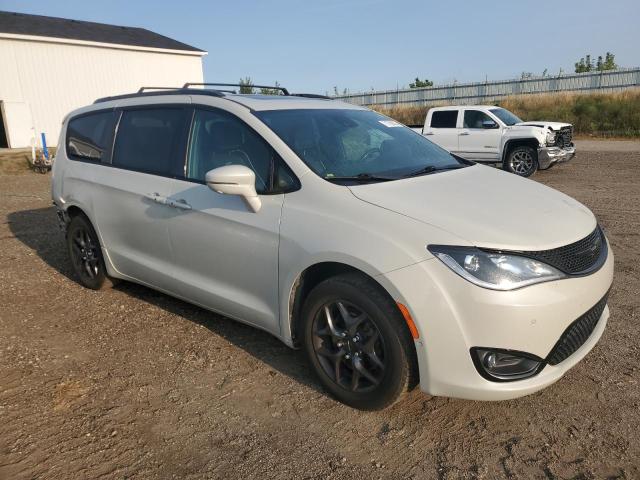 Photo 4 from auction – 2019 CHRYSLER PACIFICA LIMITED with VIN 2C4RC1GG6KR617614